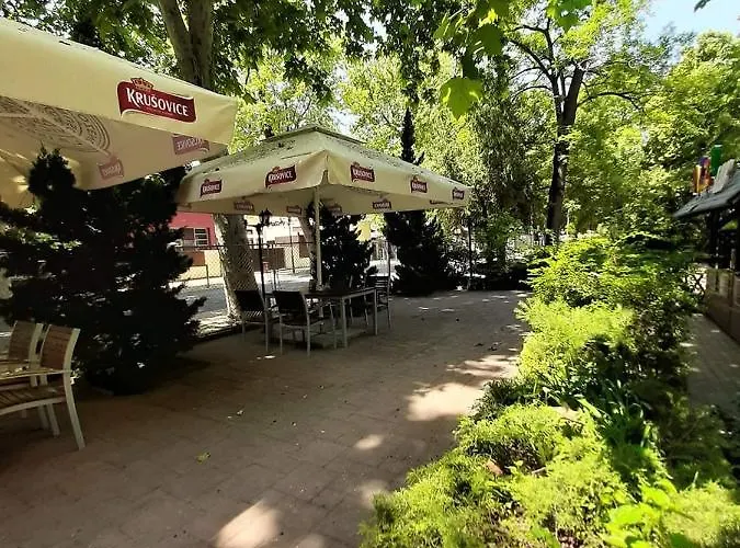 Krudy Panzio * שיופוק