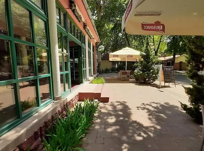 Krudy Panzio Bed & Breakfast